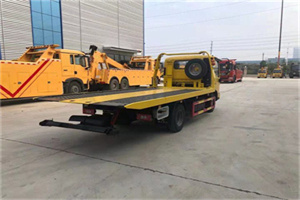 浈江非事故拖车